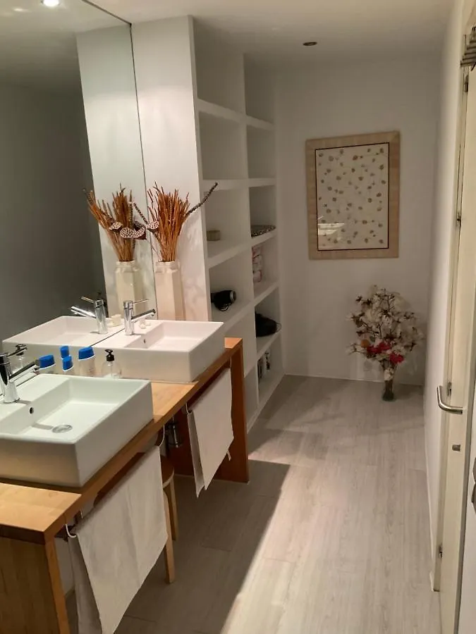 Habitacion Y Bano En Planta Independiente En Centro De Sevilla İspanya