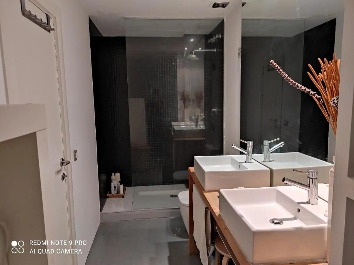 Habitacion Y Bano En Planta Independiente En Centro De Sevilla
